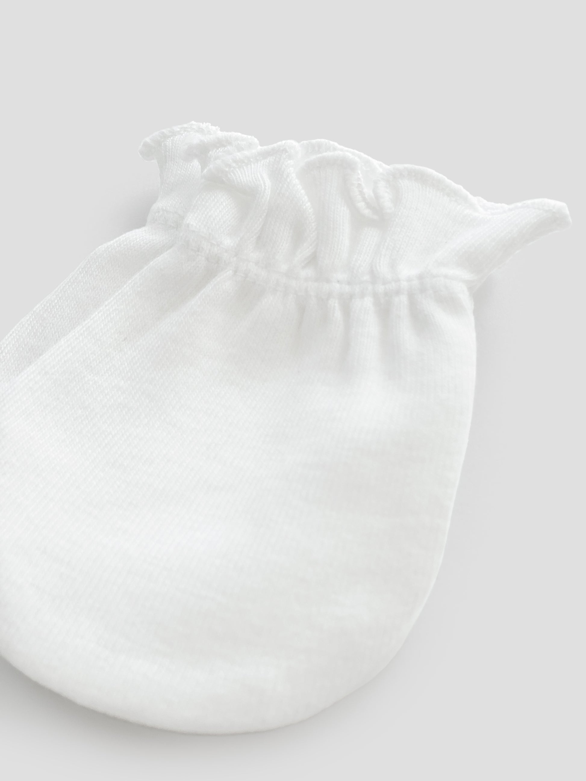 organic cotton, mittens, baby essentials, newborn, white, wholesome, oeko tex standard 100